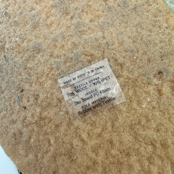 ROTHY’S The Slippers Wool Sherpa Black and Camel Plaid Size 8 NWOB - Picture 11 of 11